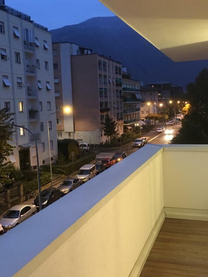 Ligeia Apartment *